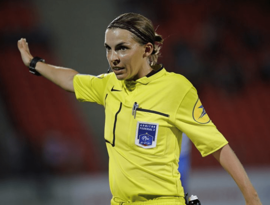 包含明尼苏达森林狼训练开放日，今夜临场应变引欢呼，法国杯在即，年轻球员得到机会的词条